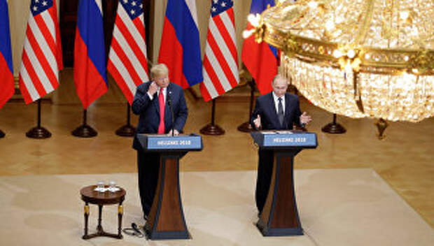 Президент РФ Владимир Путин и президент США Дональд Трамп во время пресс-конференции в Хельсинки. 16 июля 2018 Президент РФ Владимир Путин и президент США Дональд Трамп во время пресс-конференции в Хельсинки. 16 июля 2018