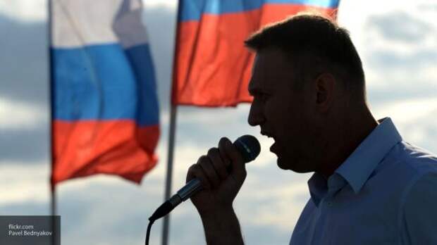 ФБК Навального "спрятал" два миллиона рублей под непонятной статьей расходов в отчете ФБК Навального "спрятал" два миллиона рублей под непонятной статьей расходов в отчете