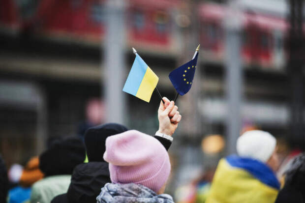 ЕС одобрил помощь Украине на €50 млрд. Но поставил Киеву условия