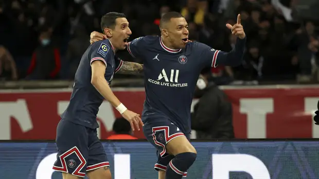 Источник: ПСЖ предложил Мбаппе самый большой контракт в истории футбола