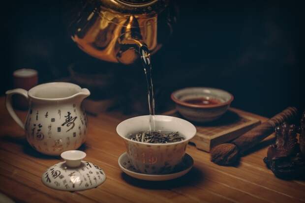Назван самый полезный чай для почек и долголетия 