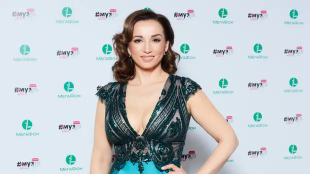 Телеведущая Чехова заявила о необходимости создать альтернативу Дню всех влюблённых