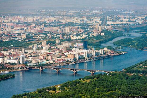 Красноярск и красноярские «Столбы» с высоты Красноярск и красноярские «Столбы» с высоты