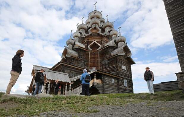 Путин поздравил коллектив музея-заповедника «Кижи» с 60-летием со дня создания