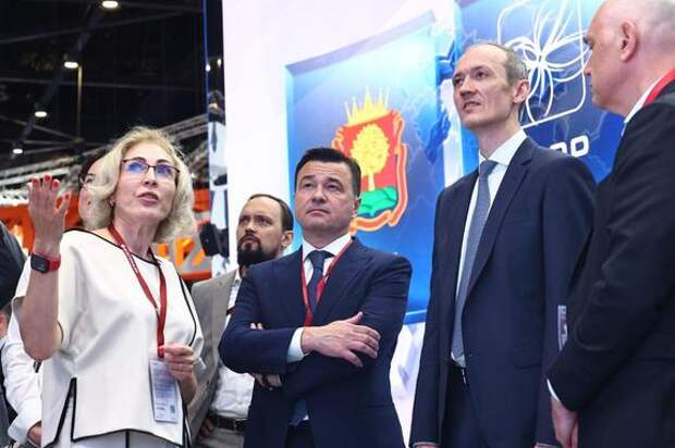 Губернатор Подмосковья представил цифровые проекты региона на ПМЭФ-2024