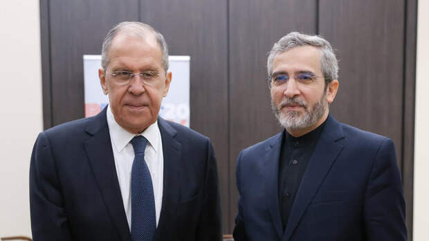 Лавров проводит первые очные переговоры с и.о. главы МИД Ирана