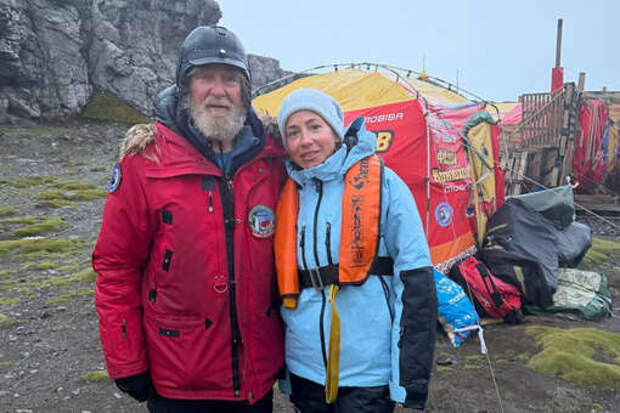 Телеведущая Юлия Барановская застряла в Антарктиде из‑за шторма