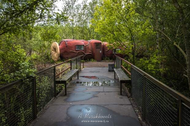 музей, современное искусство, Бельгия, отель, анус, кишка