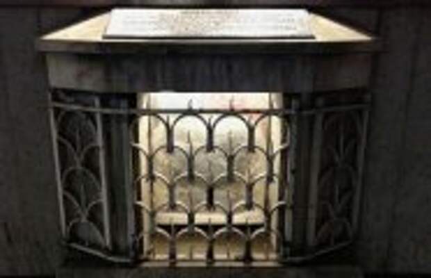 Вокруг света: В чем секрет 1000-летнего «Лондонского каменя», о котором писал Шекспир и не только