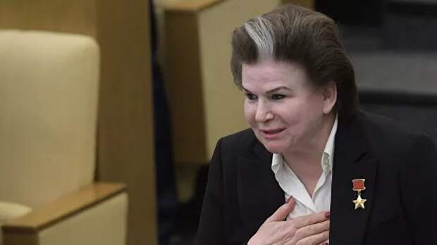 Терешкова рассказала, что ее благодарят за «сохранение Путина»