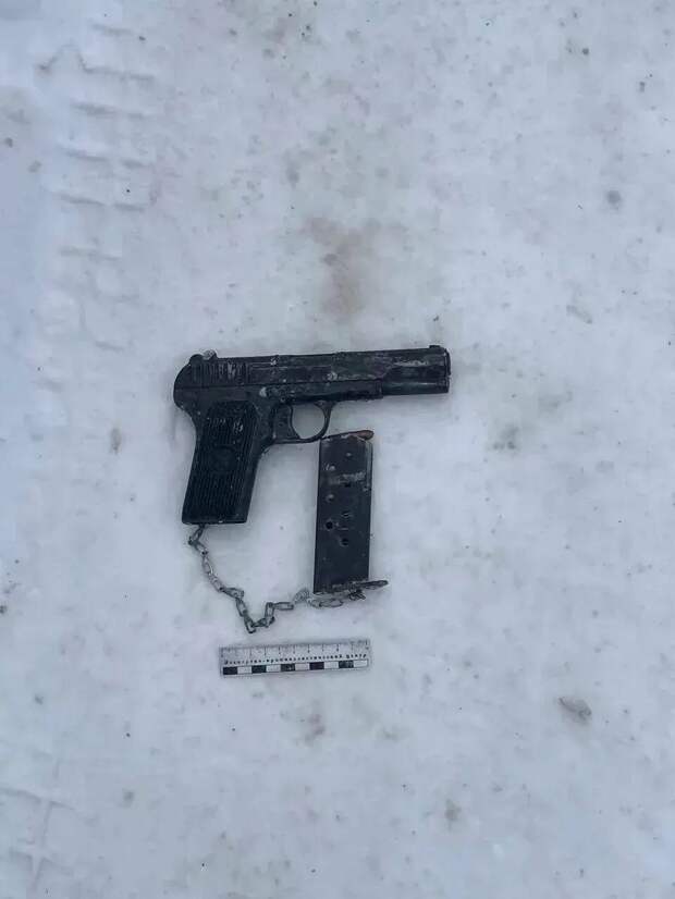 Түбән Камада яшәүче ир-атта пистолет тапканнар