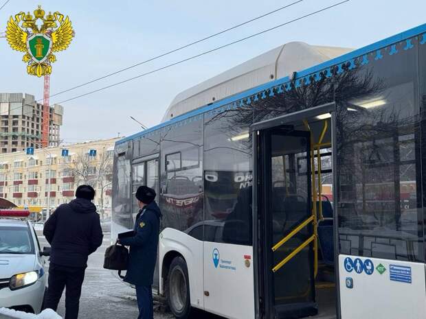 В Уфе автобус с пассажирами попал в ДТП, есть пострадавшие