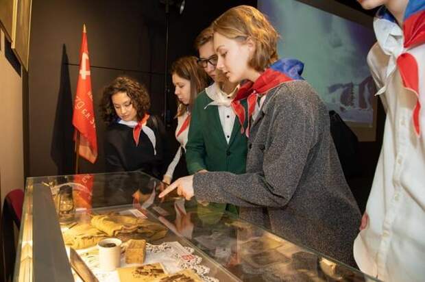 В Музее Победы представят выставку школьных музеев