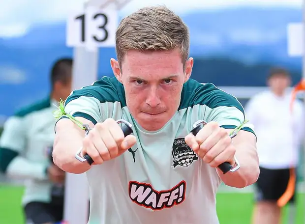 Владимир ИЛЬИН об атмосфере в команде после отъезда легионеров: Болельщики сплотились. В раздевалке тоже душевнее стало, наметилось какое-то новое единение