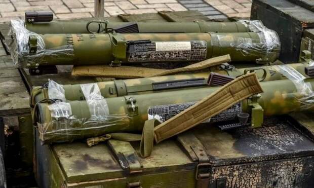 Безумная многолетняя накачка вооружением полностью коррумпированного режима Зеленского привела к утечкам оружия такого масштаба,...