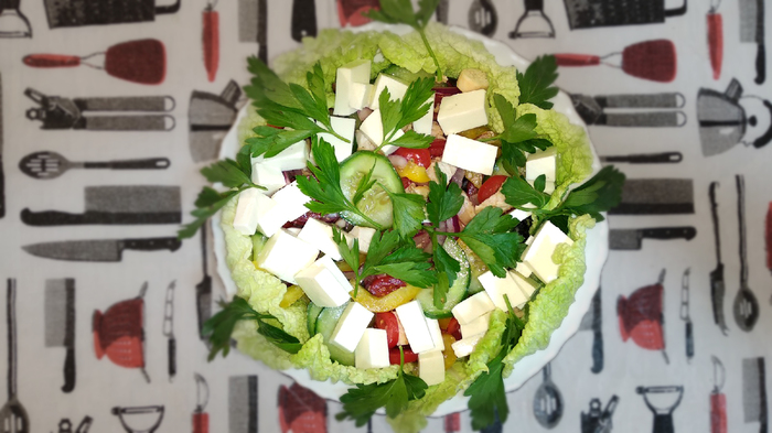 Летний салат Брут. Убийца цезаря, быстро и вкусно Летний салат, Овощи, Курица, Заправка, Видео, Длиннопост, Видео рецепт