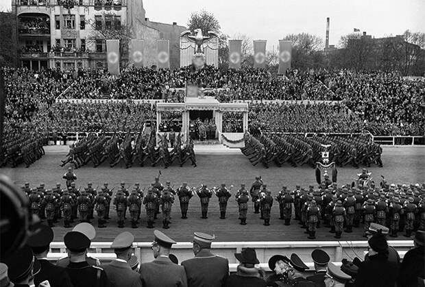 Парад немецких войск в Берлине в 1939 году
