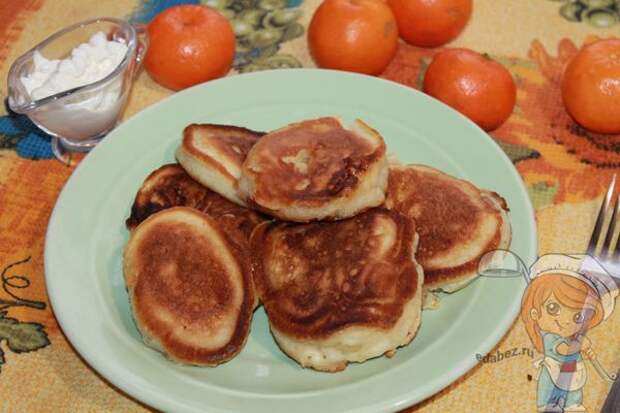 оладьи с кусочками мандарина внутри