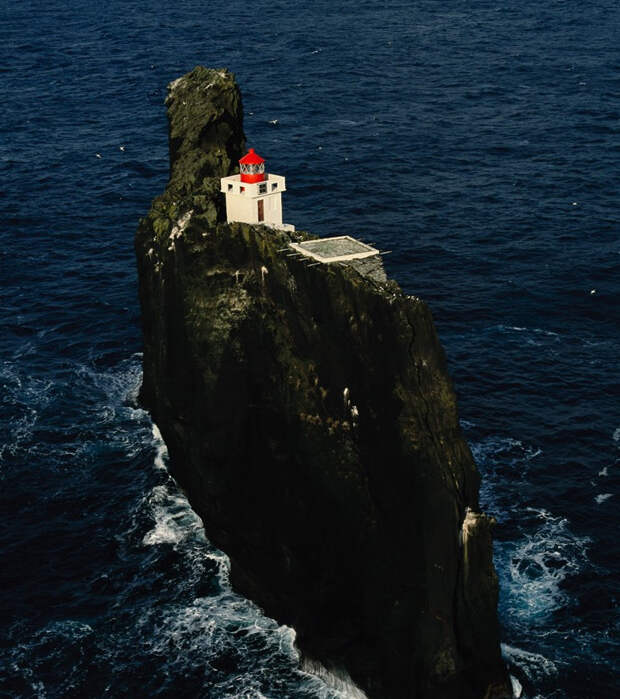 Интроверт 80-ого уровня из Исландии...