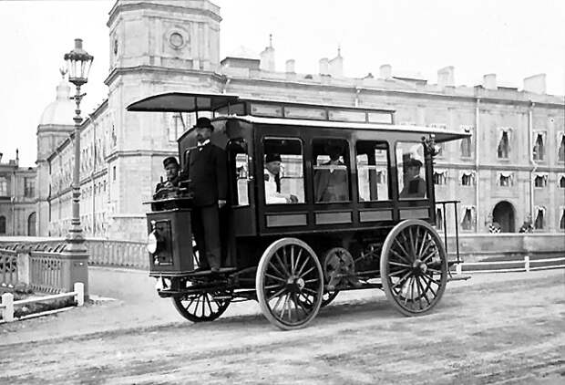 Электромобиль Ипполита РОМАНОВА 1899 года...