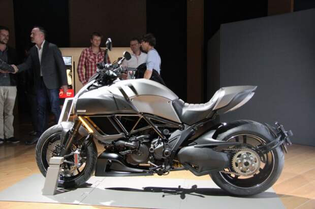 Ограниченная серия Ducati Diavel Titanium