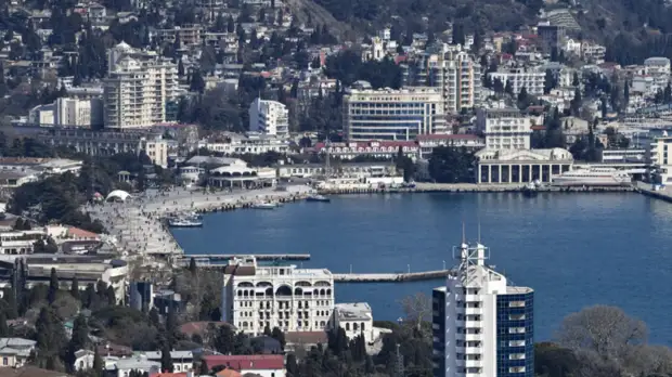 Власти Севастополя снизили ставки арендной платы за землю для предпринимателей
