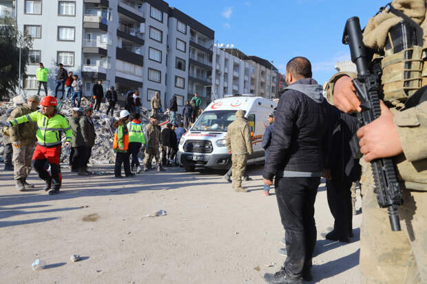 Количество жертв землетрясения в Турции выросло. Эрдоган назвал новые цифры трагедии