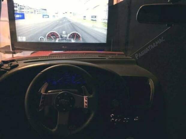 Игровой симулятор из старенькой Тойоты авто, видеоигры, гонки, дизайн, игра, интерьер, руль, своими руками