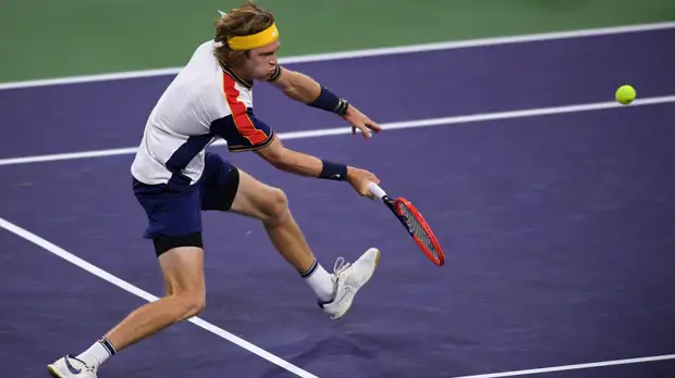 Рублёв сыграет на показательном турнире в Абу-Даби