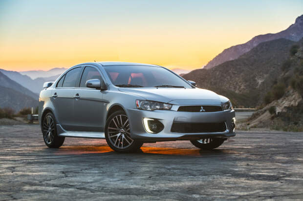 Десятое поколение Mitsubishi Lancer.