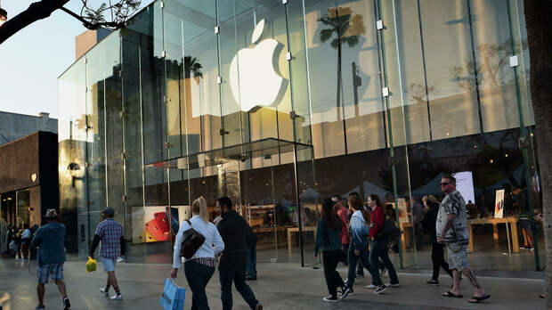 Цена акций Apple побила исторический рекорд 