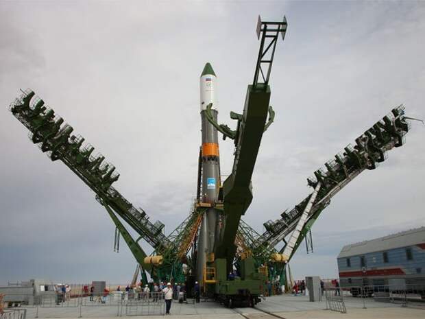 На космодроме Байконур проходит заправка ТГК «Прогресс М-21М» компонентами топлива