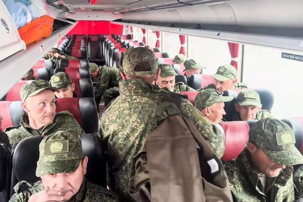 После года в украинском плену уроженцы Челябинской области возвращаются домой