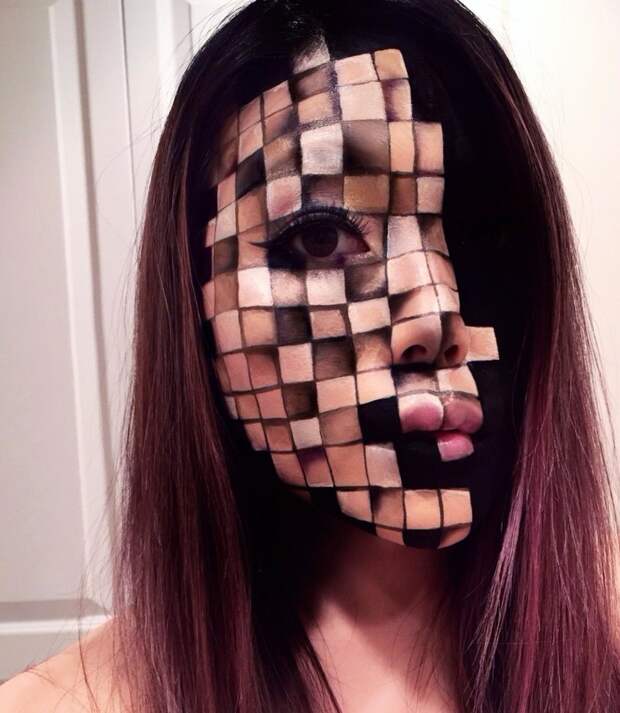 Зрелищные иллюзии на лице девушки-визажиста визажист, иллюзия, макияж
