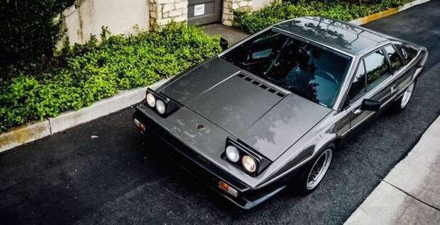 Выставлен на продажу культовый спорткар Lotus Esprit S1 1978 года