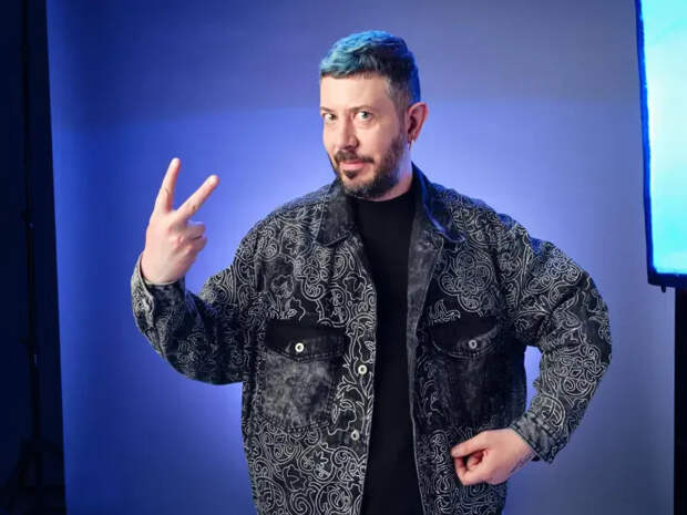 Артемий Лебедев