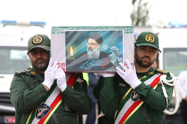 Генштаб ВС Ирана: воздействия пуль на корпус вертолета Раиси не обнаружено
