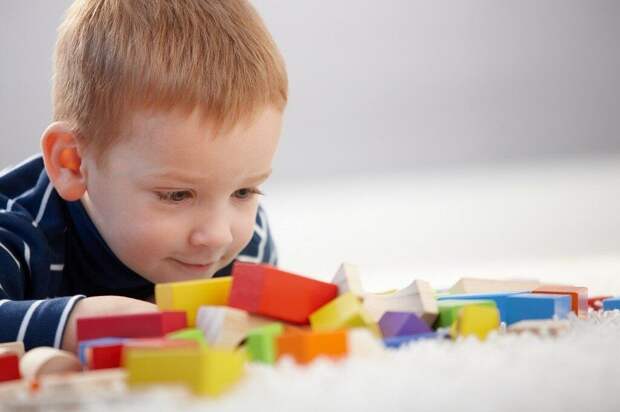 Уборка детских игрушек без скандалов: 5 способов навести порядок