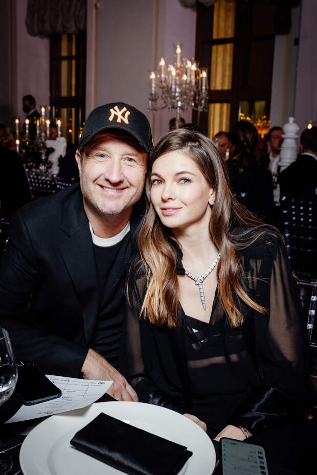 «Это только в планах»: Наташа Бардо выдумала вторую беременность