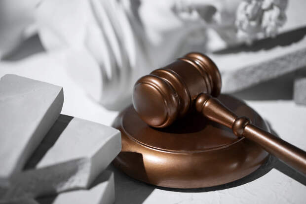 Получил заслуженное: Суд оштрафовал комика, глумившегося над русскими