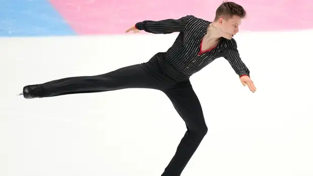 Лидерство Семененко, бабочка Коляды и кровь Самарина: как мужчины открыли ЧР по фигурному катанию