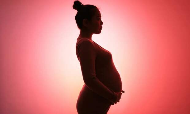 Как беременность меняет тело навсегда: что происходит с ногами, грудью и мозгом