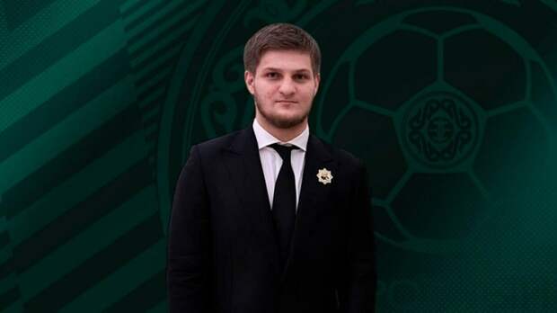 18-летний сын Рамзана Кадырова стал президентом футбольного клуба "Ахмат"