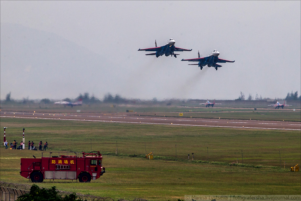Русские витязи и Стрижи на China Airshow 2016 Русские витязи и Стрижи на China Airshow 2016