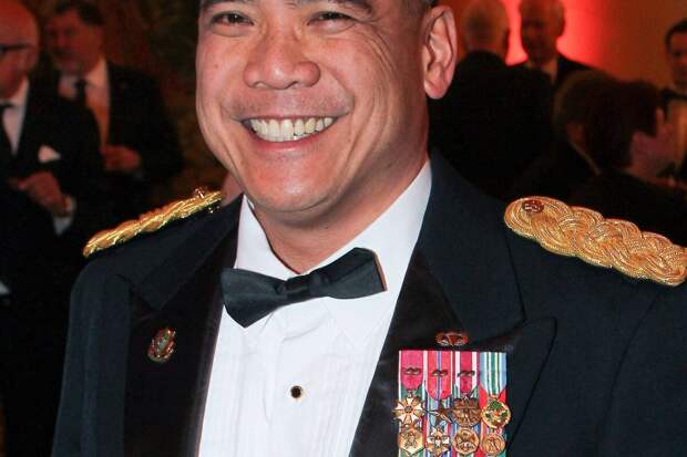 Американский генерал Агуто напился в Киеве и потерял секретные документы