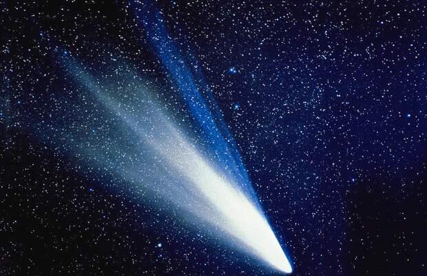 Встреча с кометой: что пролетит над Землей весной 2024 года?