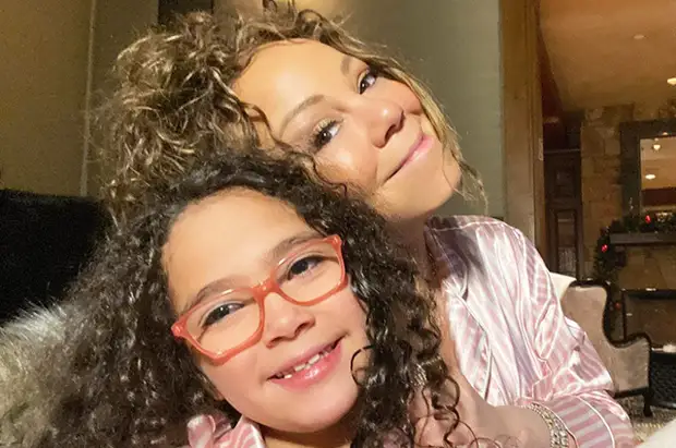 Холли берри с мужем и детьми. Дочь 51. Дочь 51. Дочь 51. Дочь 51.