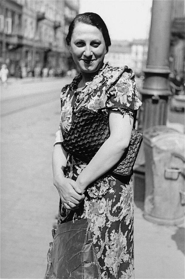 Запретные фотографии : Варшавское гетто летом 1941 года warsawgetto04 Запретные фотографии : Варшавское гетто летом 1941 года