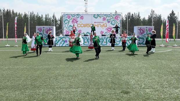 Сабантуй созвал горожан в субботу на стадион «Ноябрьск»