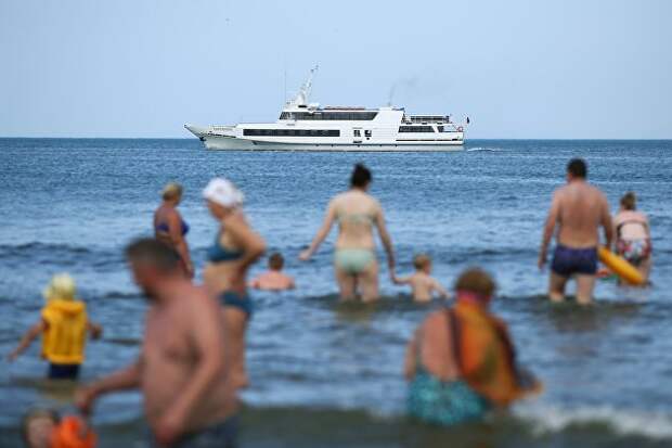 На Кубани допустили прием туристов, привитых иностранными вакцинами